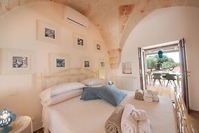 TD Villa Ricchiari  | Design Villa with Heated Pool