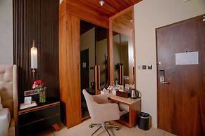 Lazdana Hotel Bangalore