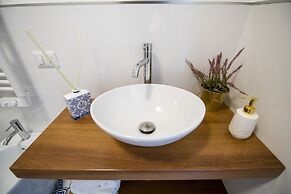 Crudo Home