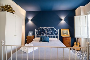 Crudo Home