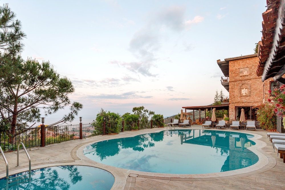Papazlikhan Hotel