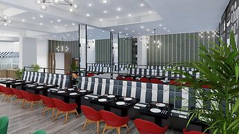 Mayflower Hotel