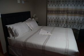 Miraton Eastgate Suites