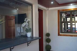 Miraton Eastgate Suites