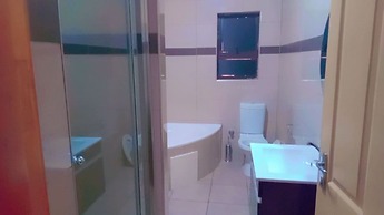 Miraton Eastgate Suites