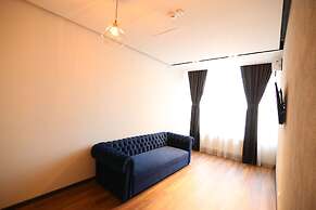 Lunii 6 Apartments