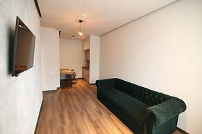 Lunii 6 Apartments
