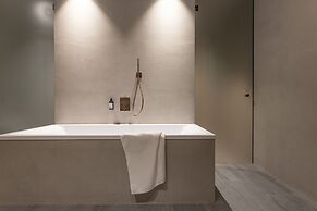 Amrai Suites