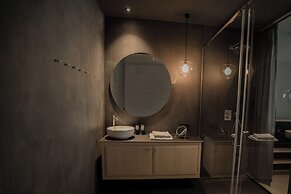 Amrai Suites