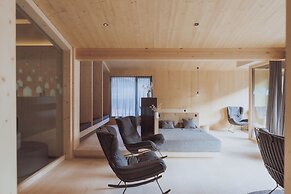 Amrai Suites