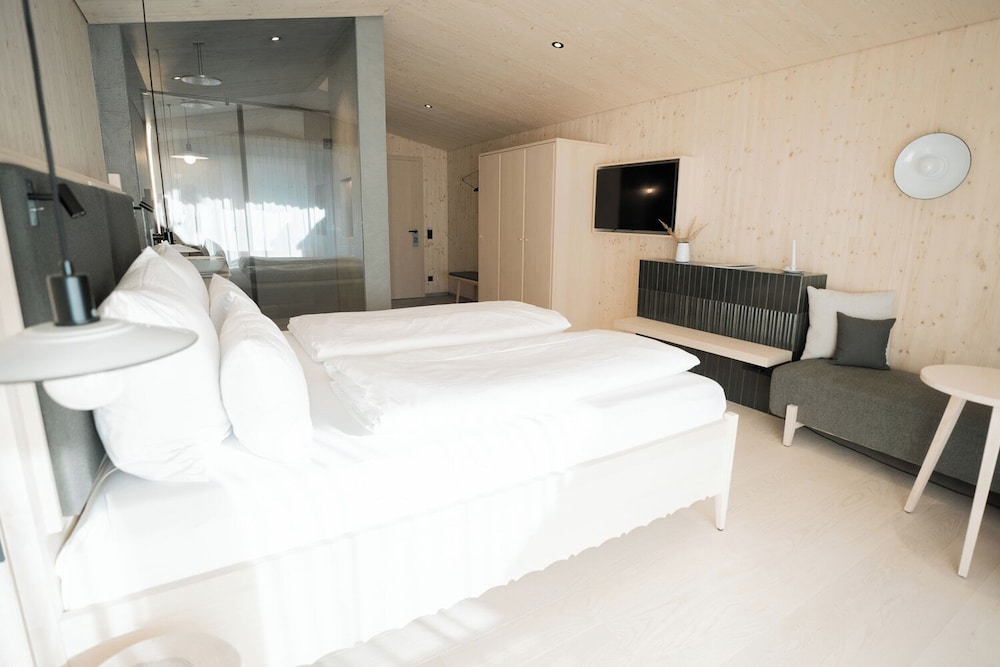 Amrai Suites