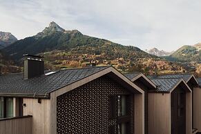 Amrai Suites