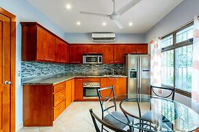 2 Bedroom Ocean-View Condo with Pool