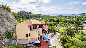 2 Bedroom Ocean-View Condo with Pool