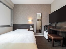 Super Hotel JR Shin-Osaka Higashiguchi