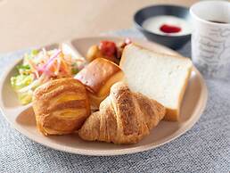 Super Hotel JR Shin-Osaka Higashiguchi
