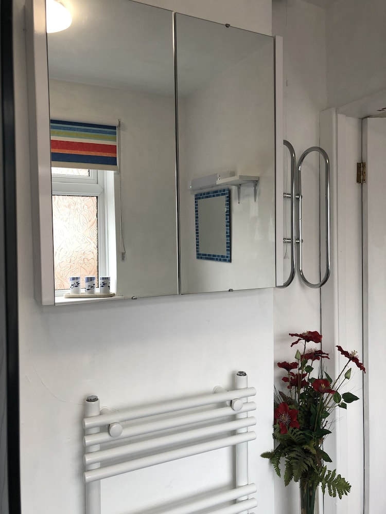 Remarkable 3-bed House in Durham