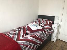 Remarkable 3-bed House in Durham