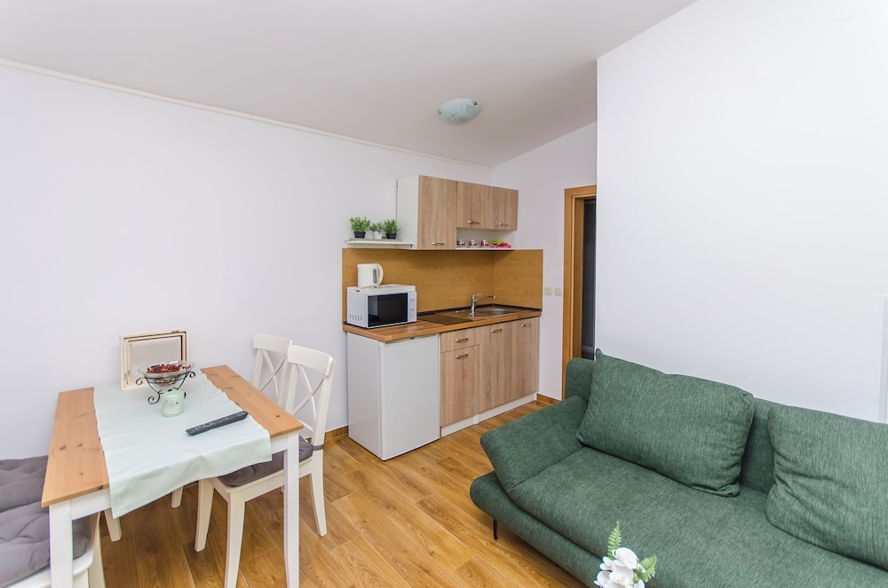Apartments Ivan