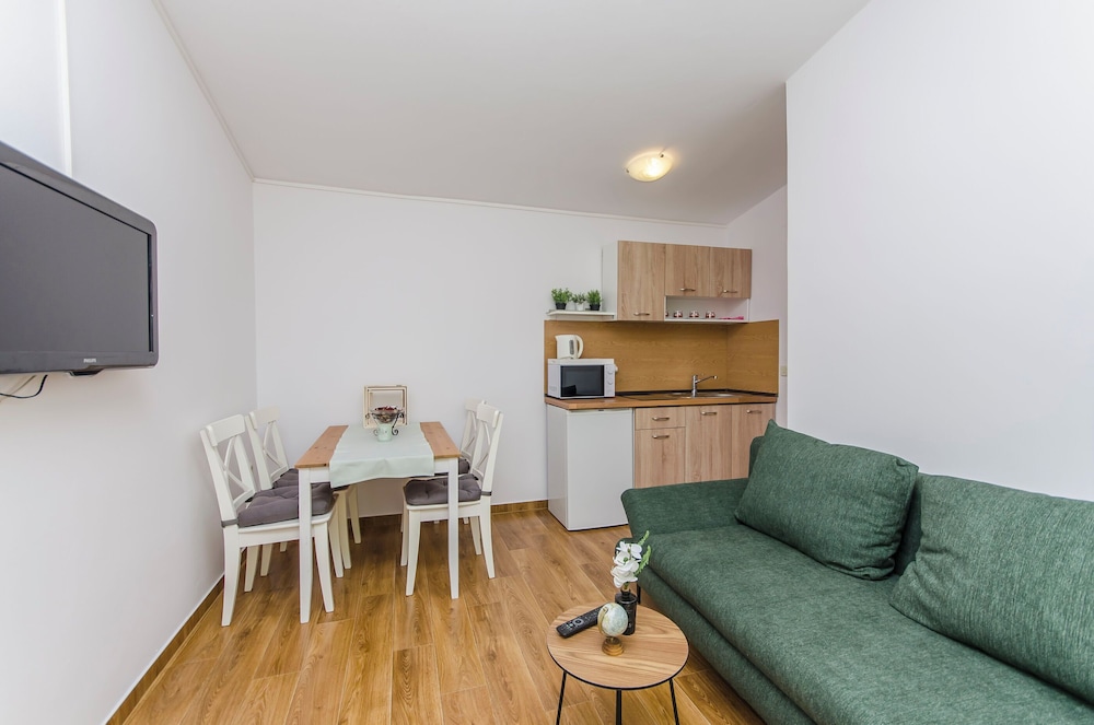 Apartments Ivan