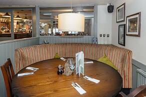 Balfour Arms