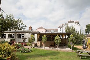 Balfour Arms