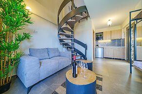 Miroes Suites