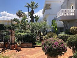 Dedalos Hotel