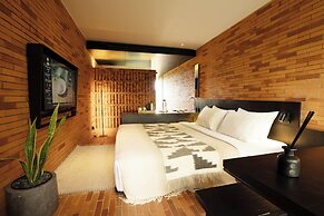 Titik Dua Ubud