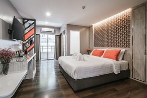 Season Place Hotel