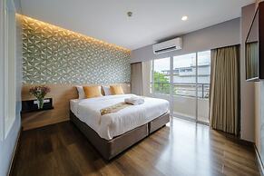 Season Place Hotel