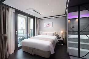 UTOP Boutique Hotel & Residence
