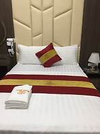 Queen Nhan Chinh Hotel