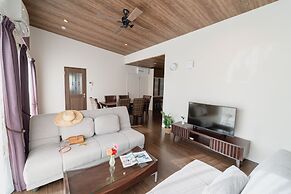 BEVERLY HILLS VILLA Miyakojima Resort