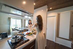 BEVERLY HILLS VILLA Miyakojima Resort