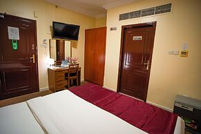 Al Karnak Hotel