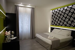 Holygold Suite