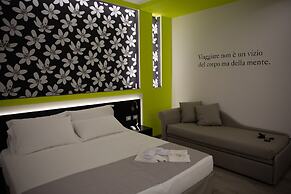 Holygold Suite
