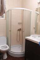 Alyans Guest House