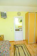Alyans Guest House