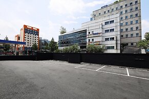 Hotel Urban Brown