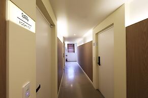 Hotel Urban Brown