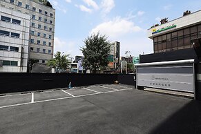 Hotel Urban Brown