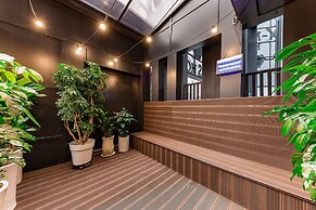 Hotel Urban Brown