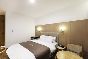 Hotel Urban Brown