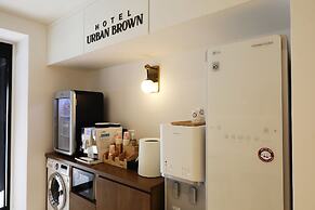 Hotel Urban Brown