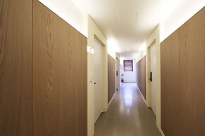 Hotel Urban Brown
