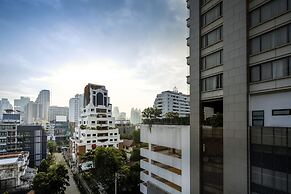 The Quarter Ploenchit by UHG