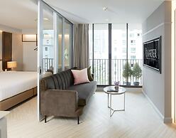 The Quarter Ploenchit by UHG