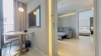 The Quarter Ploenchit by UHG